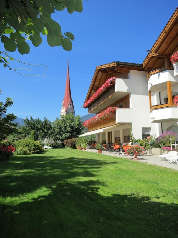 Hotel Waldheim Natz-Schabs Dış mekan fotoğraf